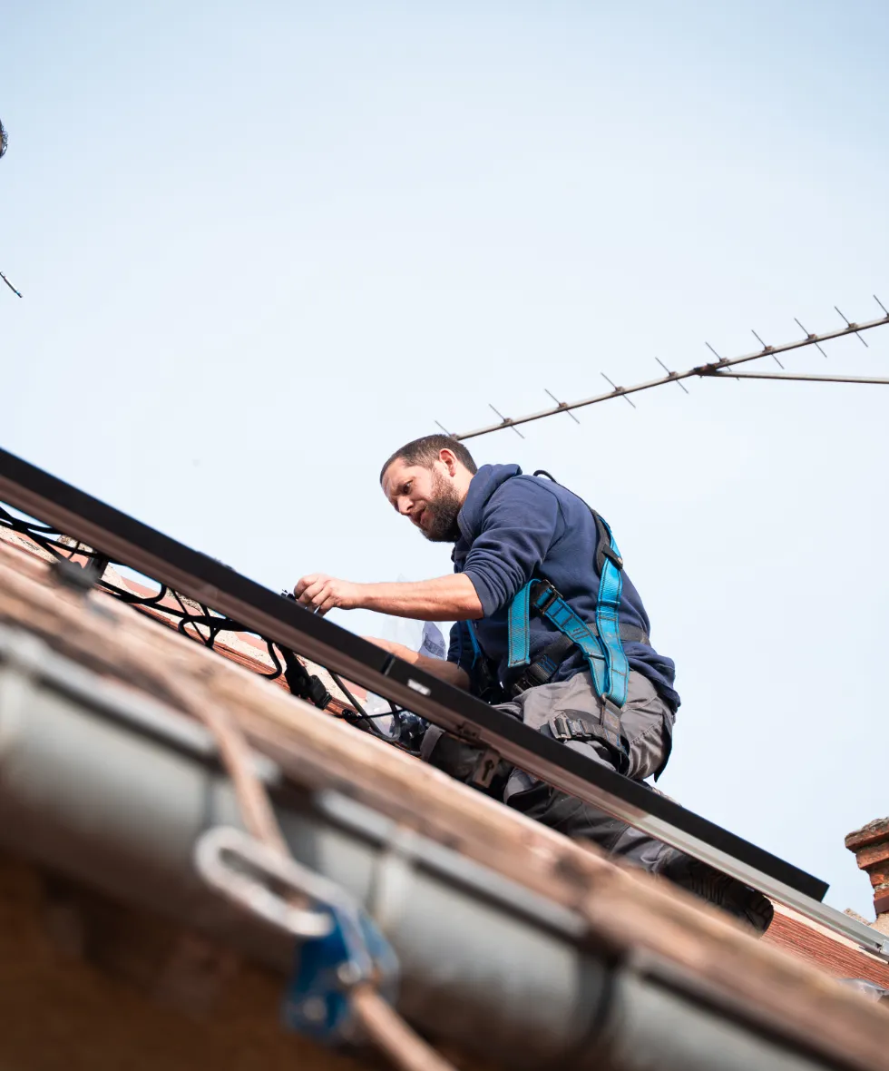 Installation d'un panneau photovoltaïque par Thermo-Centre