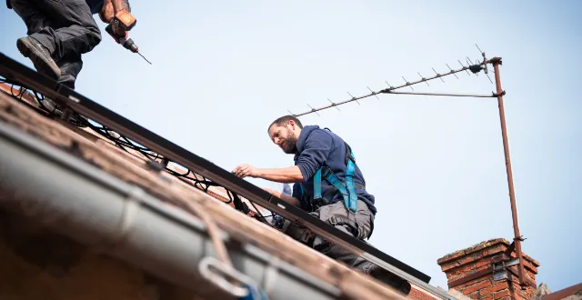 Installation d'un panneau photovoltaïque par Thermo-Centre